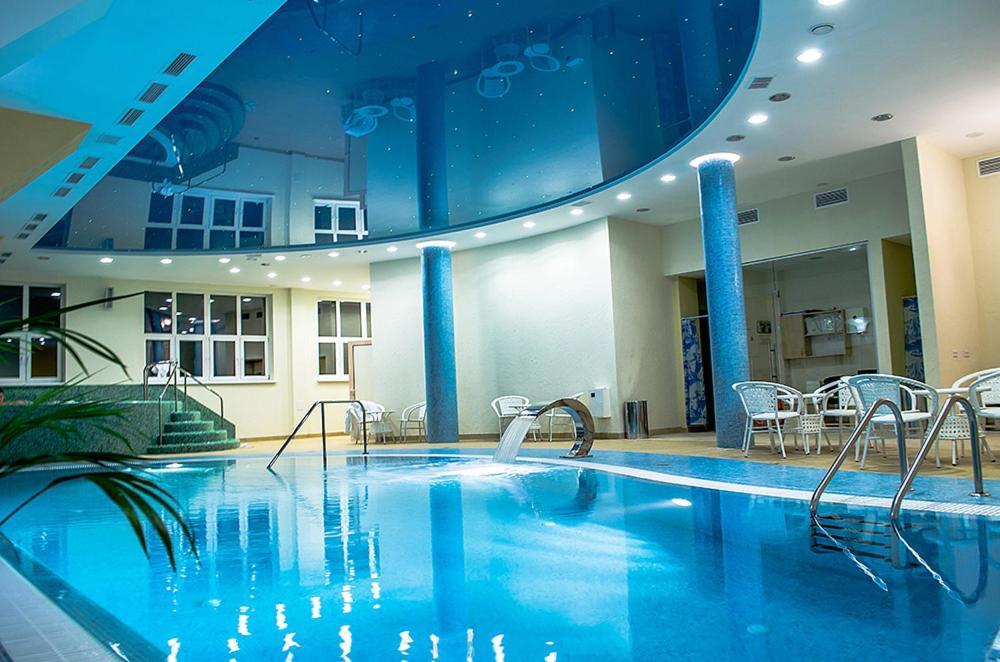 Карпатські зорі SPAhotel Яремча Экстерьер фото