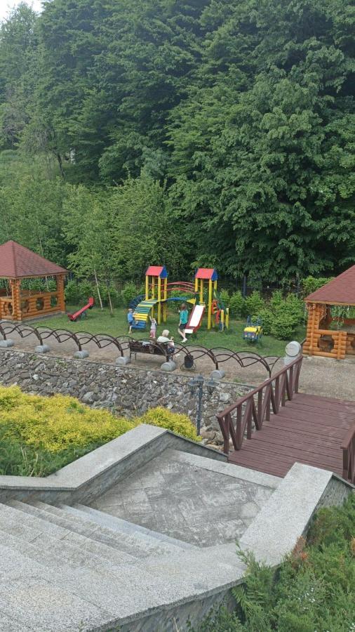 Карпатські зорі SPAhotel Яремча Экстерьер фото
