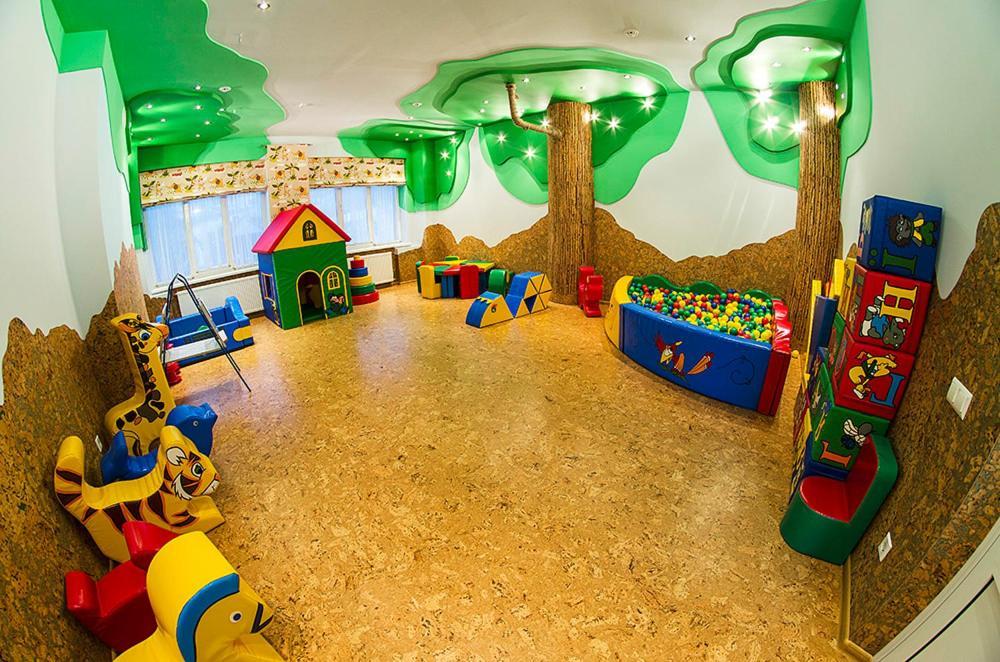 Карпатські зорі SPAhotel Яремча Экстерьер фото
